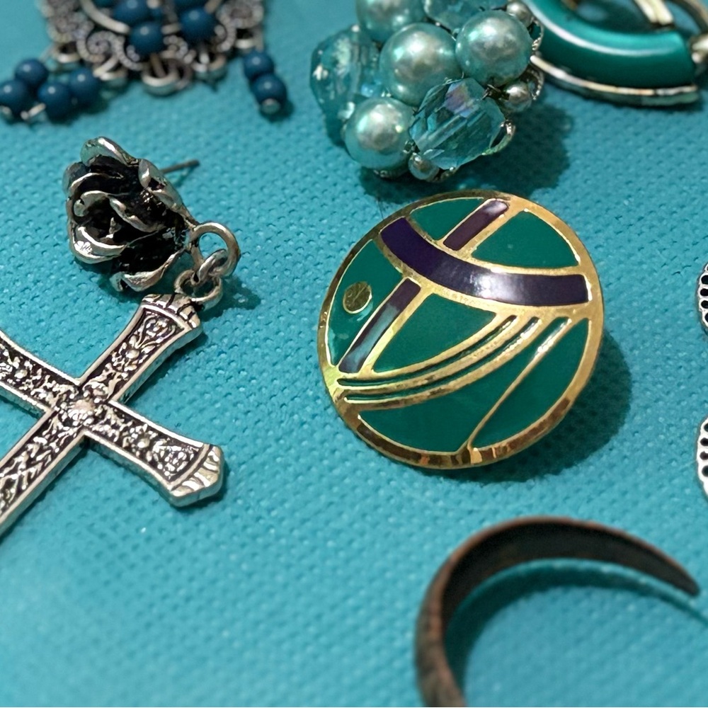 Turquoise and Silver Vintage Jewelry Craft Lot